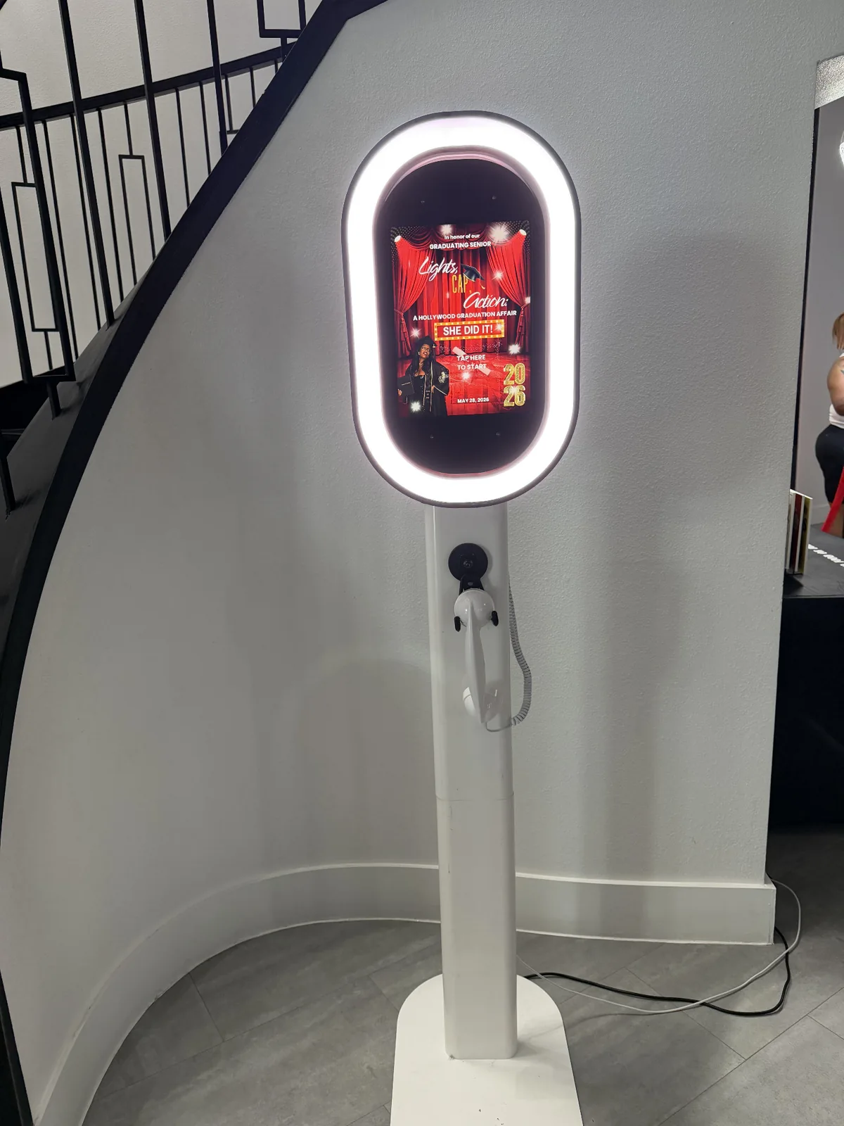 Illuminated video guestbook with handset